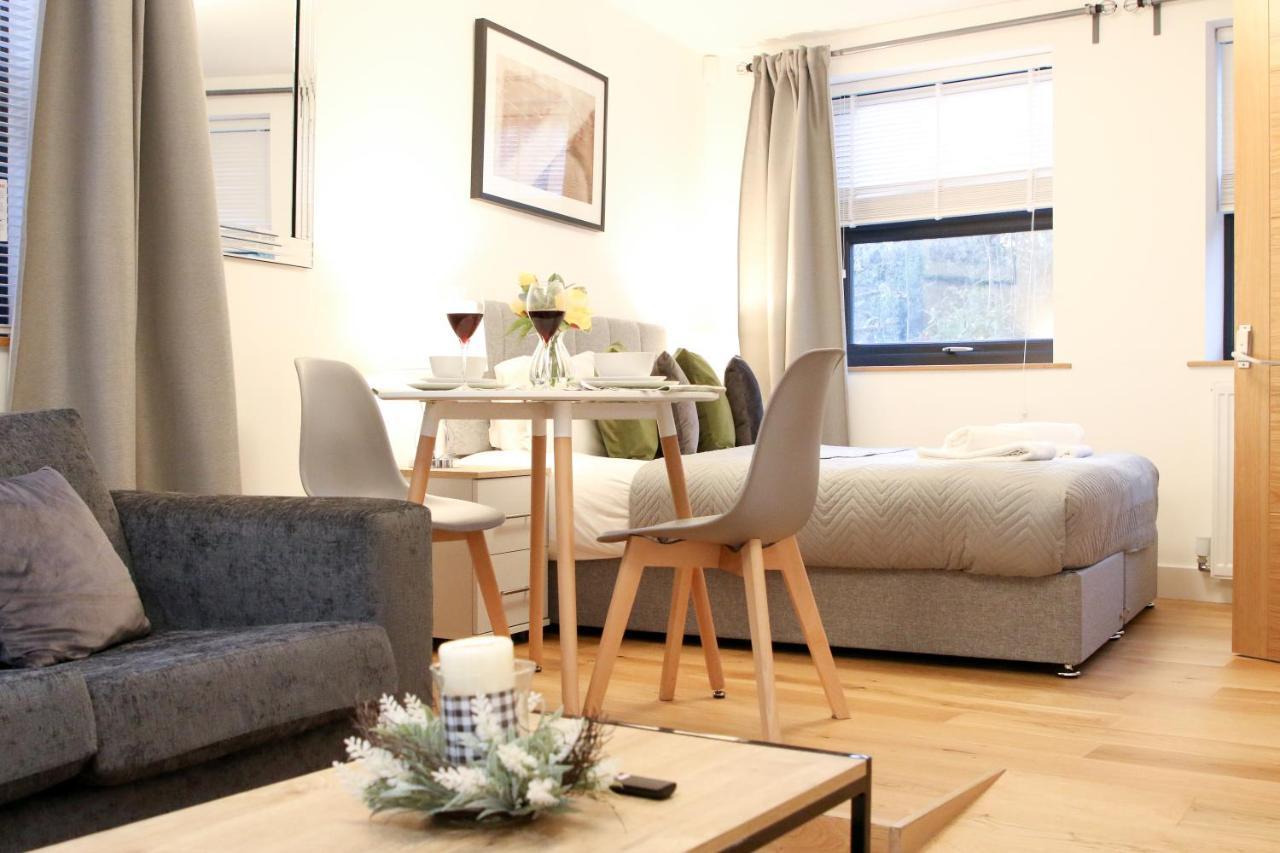 Apartament Lovely With Access For Wheel-chairs In Sydenham *
